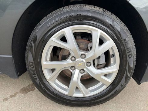 Used 2019 Chevrolet Equinox Premier FWD image 10