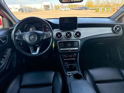 Used 2018 Mercedes-Benz GLA 250 4MATIC image 21