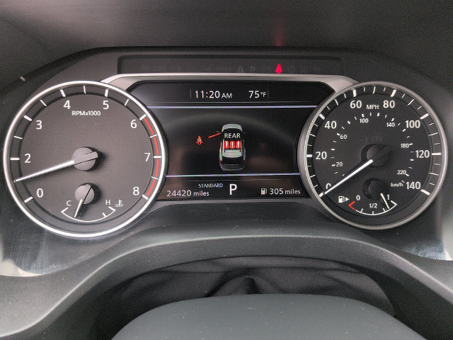 Used 2025 Nissan Rogue S FWD image 18