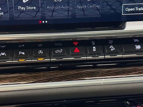 Certified 2022 GMC Sierra 1500 Elevation w/ Elevation Premium Package image 42