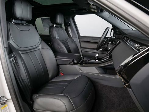 New 2026 Land Rover Range Rover Sport SE AWD/4WD image 3
