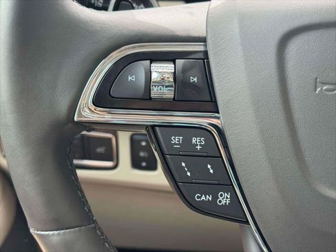 Used 2020 Lincoln Navigator Reserve w/ Luxury Package AWD/4WD image 24