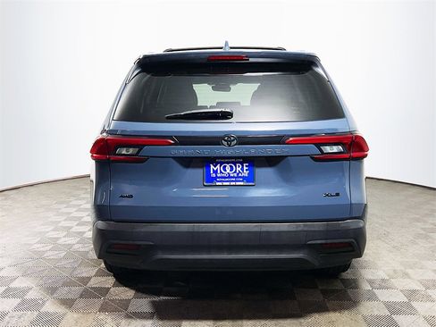 Certified 2024 Toyota Grand Highlander XLE image 7