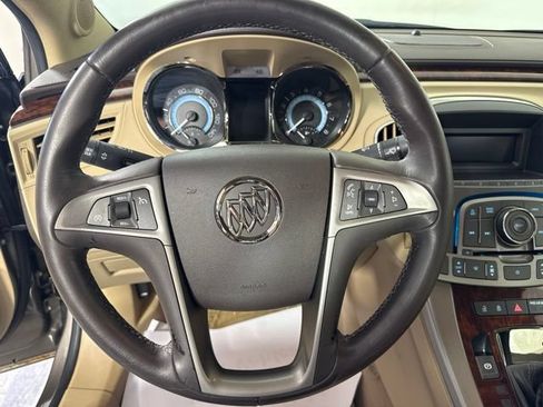 Used 2011 Buick LaCrosse CX FWD image 17