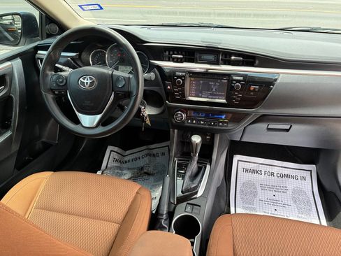 Used 2014 Toyota Corolla LE FWD image 26