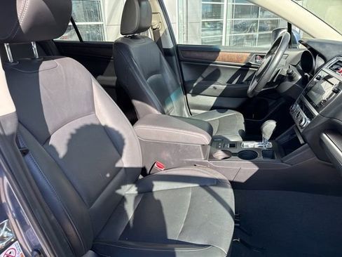 Used 2015 Subaru Outback 2.5i Limited image 31