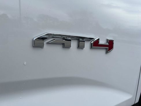 New 2026 GMC Terrain AT4 image 3