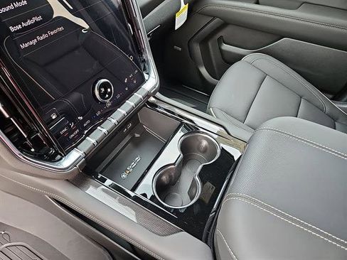 New 2026 GMC Yukon XL Elevation w/ LPO, Floor Liner Package image 20