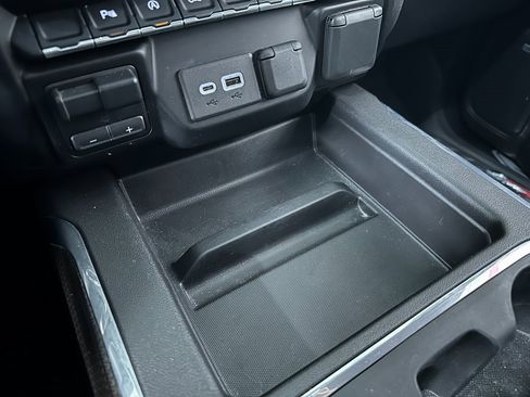 Used 2021 Chevrolet Silverado 1500 LT Trail Boss w/ Convenience Package II image 27