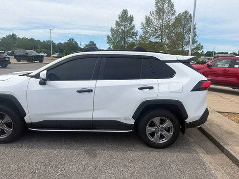 Used 2024 Toyota RAV4 XLE w/ Convenience Package AWD/4WD image 6