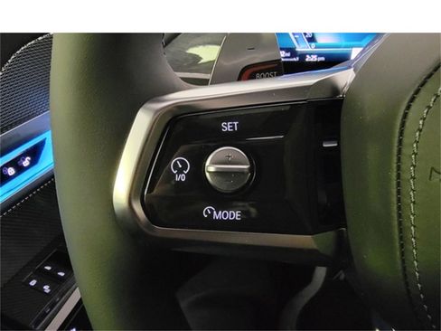 New 2025 BMW 740i xDrive w/ Premium Package image 20