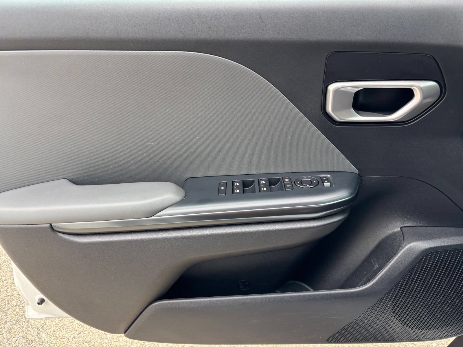 Used 2025 Kia K4 FWD image 18