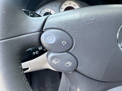 Used 2008 Mercedes-Benz E 350 Sedan image 21
