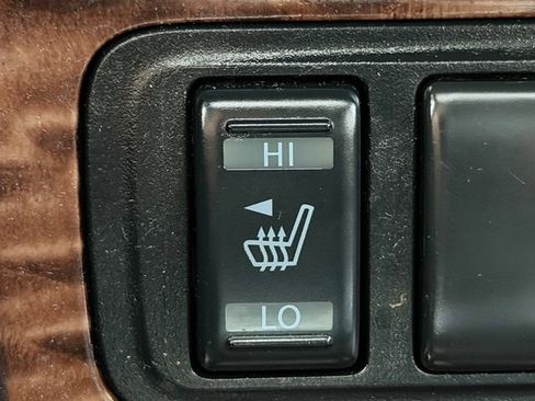 Used 2018 Nissan Armada SL w/ Premium Package image 40