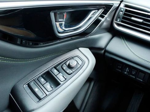 Used 2025 Subaru Outback Onyx Edition AWD/4WD image 22