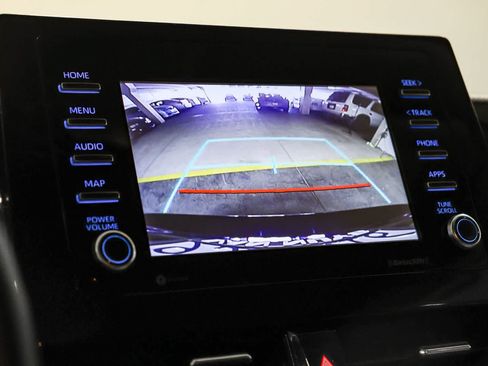 Certified 2022 Toyota Camry SE FWD image 24