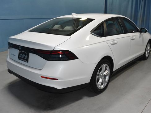 Used 2024 Honda Accord LX image 27
