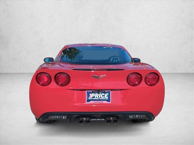 Used 2007 Chevrolet Corvette Coupe w/ Preferred Equipment Group RWD image 6