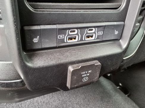 New 2025 RAM 3500 Limited image 17