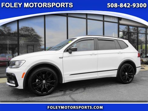 Used 2021 Volkswagen Tiguan SE R-Line AWD/4WD image 1