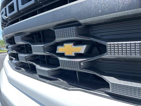 Used 2024 Chevrolet Silverado 1500 Custom AWD/4WD image 10