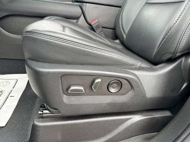 Used 2022 GMC Yukon Denali AWD/4WD image 12