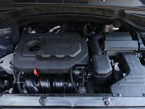 Used 2018 Hyundai Santa Fe Sport image 19