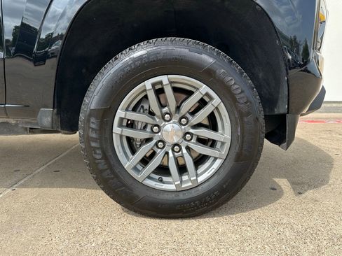 Used 2024 Chevrolet Colorado LT w/ LT Convenience Package II image 10