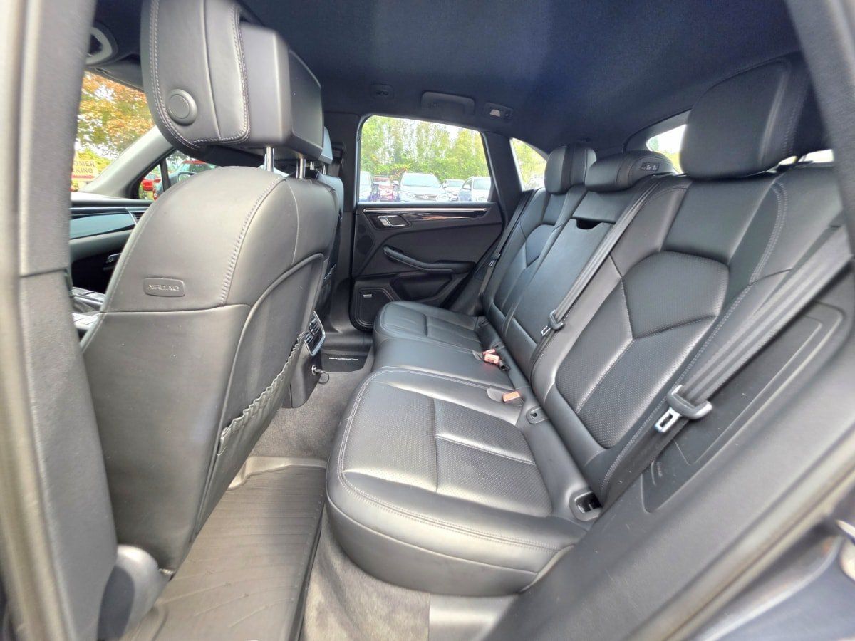 Used 2017 Porsche Macan S AWD/4WD image 15
