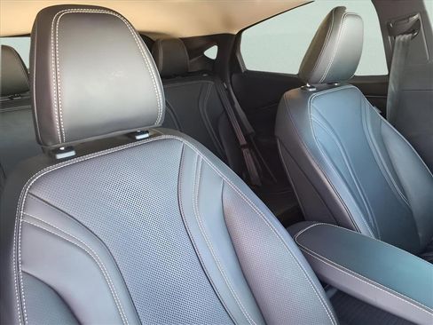 Used 2023 Ford Mustang Mach-E Premium image 16