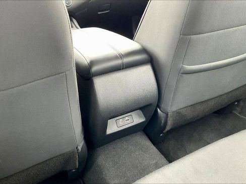 Used 2025 Nissan Altima 2.5 SV image 34