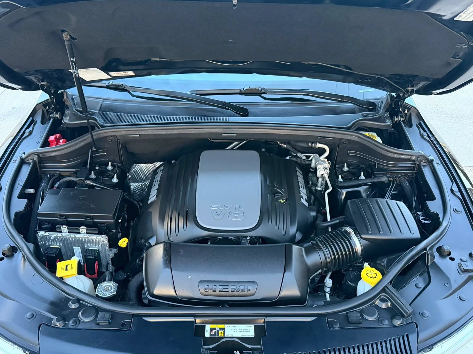 Used 2020 Dodge Durango AWD image 38