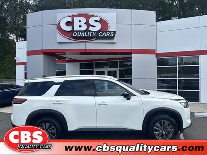 Used 2024 Nissan Pathfinder S