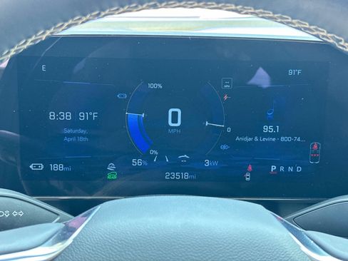 Used 2025 Chevrolet Equinox EV LT w/ Convenience Package FWD image 29