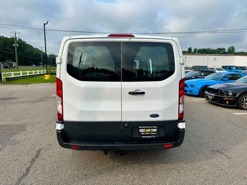 Used 2018 Ford Transit 250 130 Low Roof w/ Exterior Upgrade Package RWD image 8