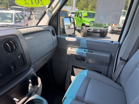 Used 2012 Ford E-250 and Econoline 250 w/ Commercial Cargo Van Pkg RWD image 19