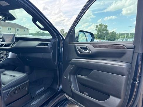 Used 2023 Chevrolet Tahoe LT w/ Luxury Package AWD/4WD image 42