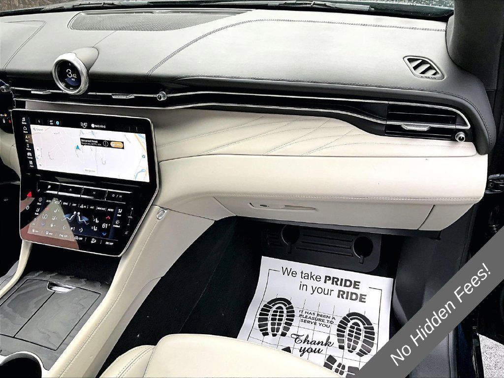 Used 2023 Maserati Grecale Modena AWD/4WD image 14