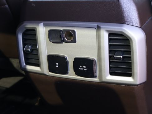 Used 2022 Ford F350 King Ranch w/ King Ranch Ultimate Package image 32