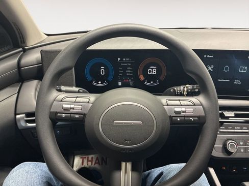 New 2026 Hyundai Tucson SE image 32