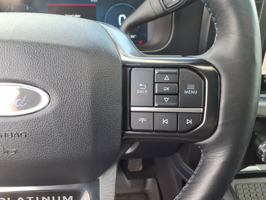 Used 2025 Ford F250 Platinum AWD/4WD image 35