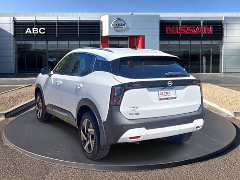 New 2026 Nissan Kicks SV FWD image 7