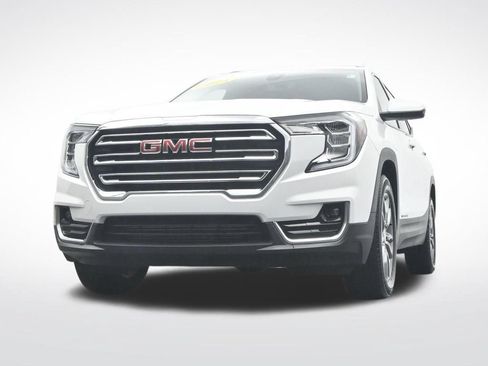 Used 2024 GMC Terrain SLT AWD/4WD image 33