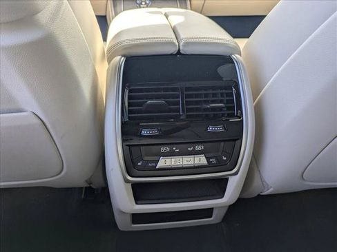 Used 2020 BMW X5 M50i w/ Premium Package AWD/4WD image 18