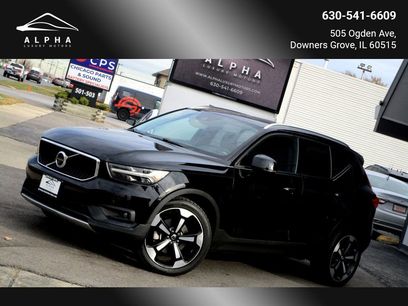 Used 2020 Volvo XC40 T5 Momentum w/ Protection Package Premier