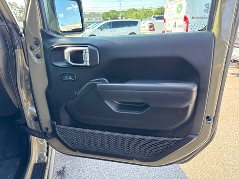 Certified 2025 Jeep Wrangler Unlimited Sport AWD/4WD image 25