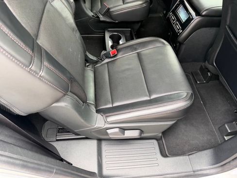 Used 2020 Lincoln Aviator Reserve w/ Elements Package Plus RWD image 17
