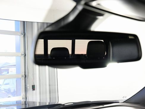 Used 2023 RAM 2500 Limited image 30