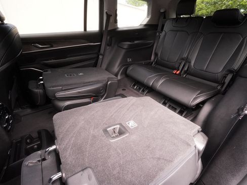 Used 2021 Jeep Grand Cherokee L Limited RWD image 26