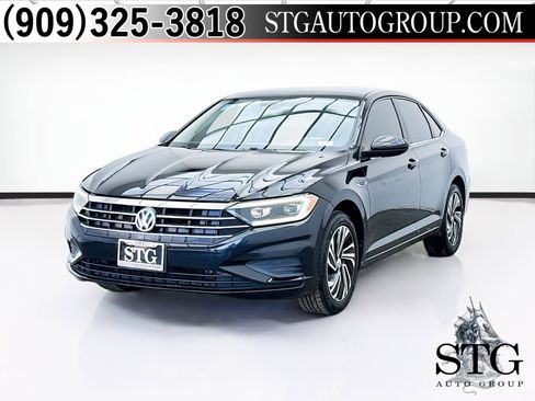 Used 2020 Volkswagen Jetta SEL image 1
